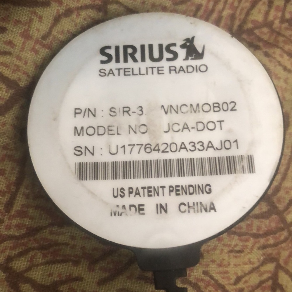 SIRIUS  XM RADIO - Picture 5 of 6